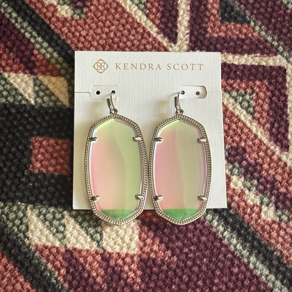 Kendra Scott Elle Silver Drop Earrings In Dichroic Glass